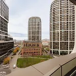 Skypark Luxe With Balcony Pressburg