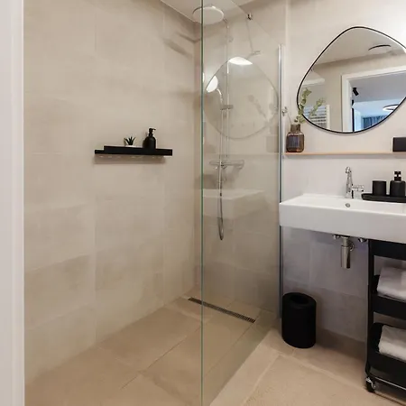 Skypark Luxe With Balcony ブラチスラヴァ