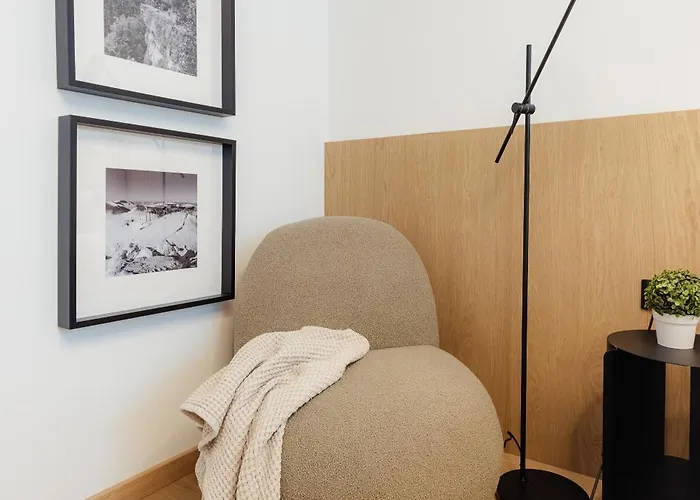 アパート Skypark Luxe With Balcony *