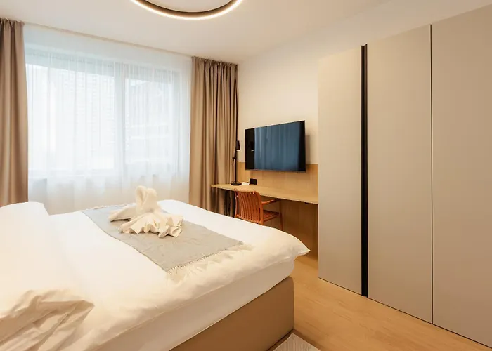 Skypark Luxe With Balcony דירה *