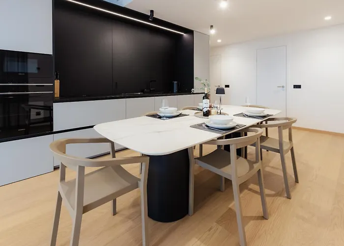 Skypark Luxe With Balcony * ברטיסלאבה