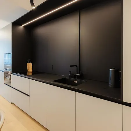 Skypark Luxe With Balcony Lejlighed Bratislava