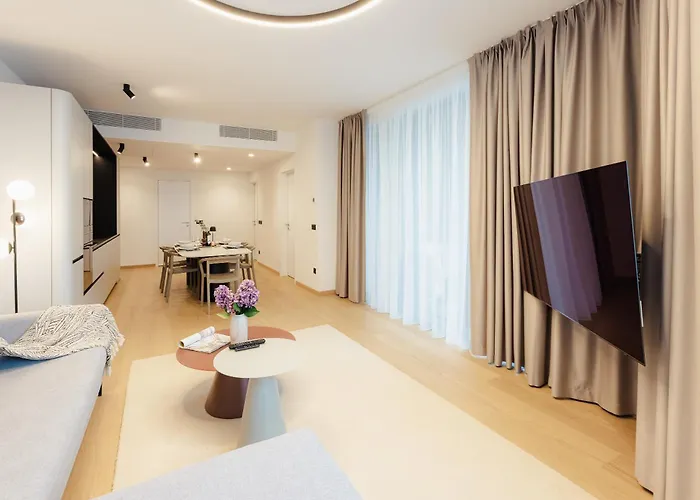 Skypark Luxe With Balcony Lejlighed *